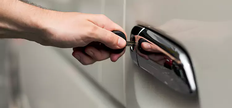 Why Choose Our Auto Locksmith Team in Madison Heights, MI?
